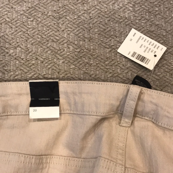 NWT Lane Bryant Venezia stretch tan Jeans 20 - Picture 2 of 4